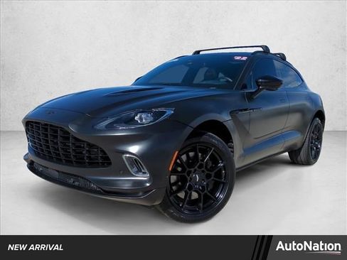 Used 2022 Aston Martin DBX image 1