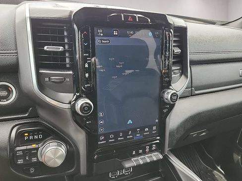 Used 2023 RAM 1500 Laramie AWD/4WD image 15