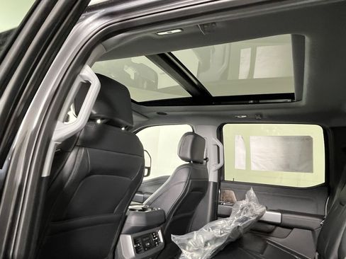 New 2026 Ford F350 Lariat w/ Black Appearance Package image 15