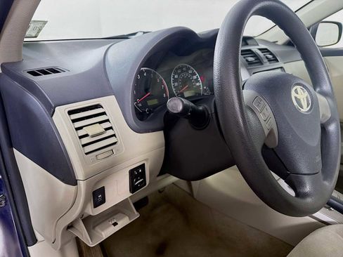 Used 2012 Toyota Corolla LE image 8