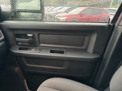 Used 2024 RAM 3500 Tradesman w/ Chrome Appearance Group AWD/4WD image 26