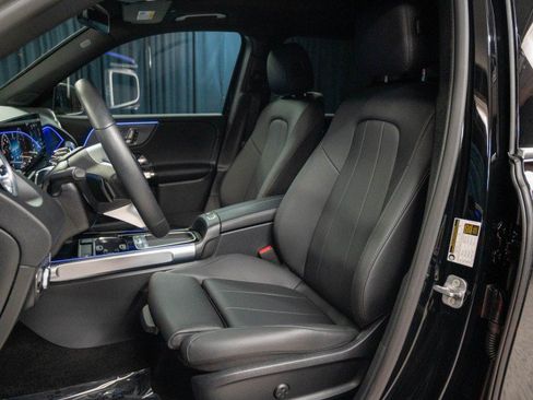 Certified 2024 Mercedes-Benz GLB 250 4MATIC image 10