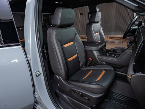 Used 2025 GMC Sierra 2500 AT4 w/ AT4 Premium Plus Package image 31