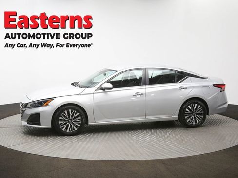 Used 2023 Nissan Altima 2.5 SV image 58