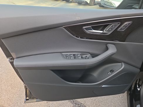 New 2026 Audi Q8 Premium Plus image 7