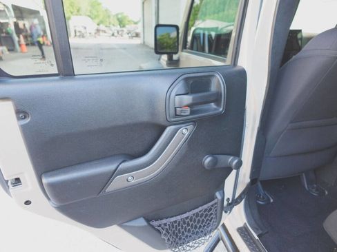 Used 2016 Jeep Wrangler Unlimited Sport w/ Trailer Tow Group image 29