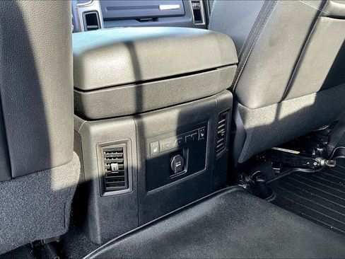 Used 2016 RAM 1500 Laramie w/ Convenience Group AWD/4WD image 11