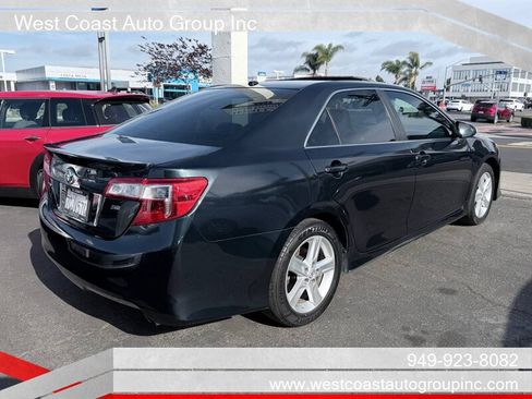 Used 2013 Toyota Camry SE w/ Convenience Pkg FWD image 4