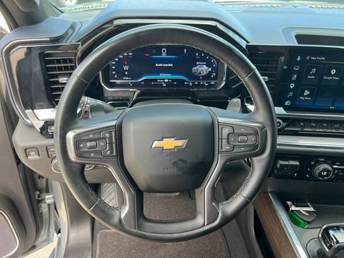 Used 2024 Chevrolet Silverado 1500 High Country w/ Technology Package AWD/4WD image 19