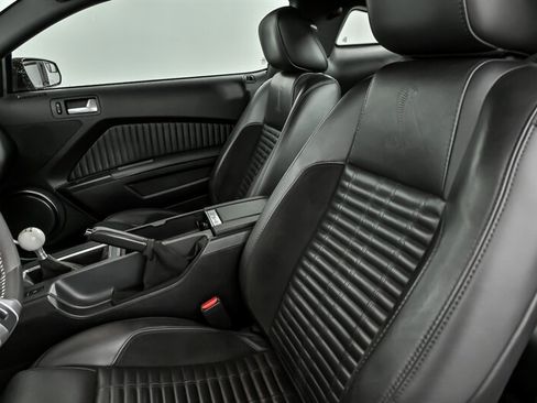 Used 2011 Ford Mustang Shelby GT500 w/ SVT Performance Pkg image 20