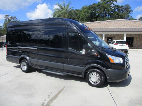 Used 2016 Ford Transit 350 XLT RWD image 3