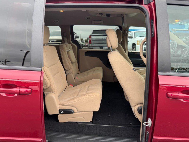 Used 2015 Dodge Grand Caravan SE w/ Quick Order Package 29E SE FWD image 10