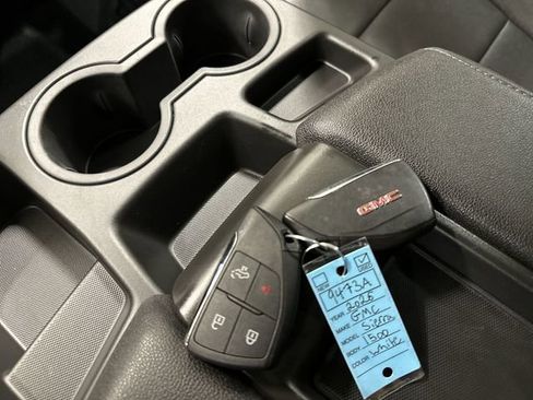 Used 2026 GMC Sierra 1500 Pro w/ Pro Value Package RWD image 31