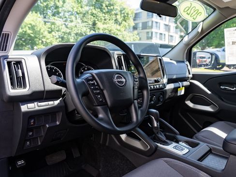 New 2026 Nissan Frontier SV w/ Tow Package AWD/4WD image 23