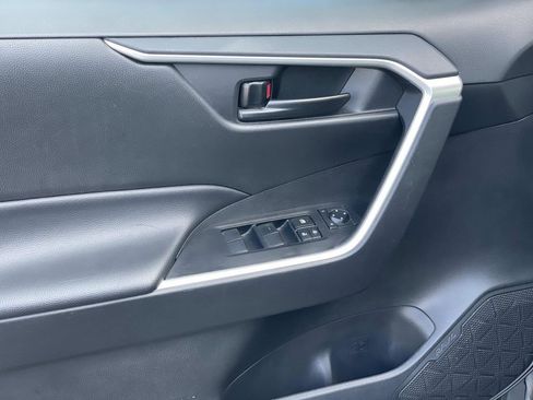 Used 2024 Toyota RAV4 LE image 17