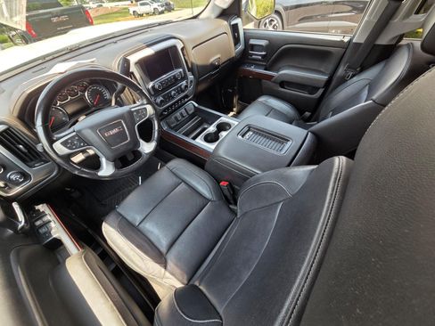 Used 2018 GMC Sierra 1500 SLT AWD/4WD image 11