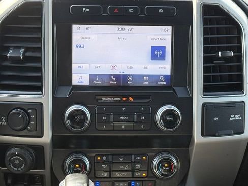 Used 2019 Ford F150 Lariat w/ Equipment Group 502A Luxury AWD/4WD image 11