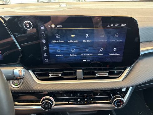 Used 2026 Chevrolet Equinox LT FWD image 7