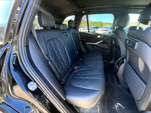 Used 2023 BMW X5 xDrive40i w/ M Sport Package image 20