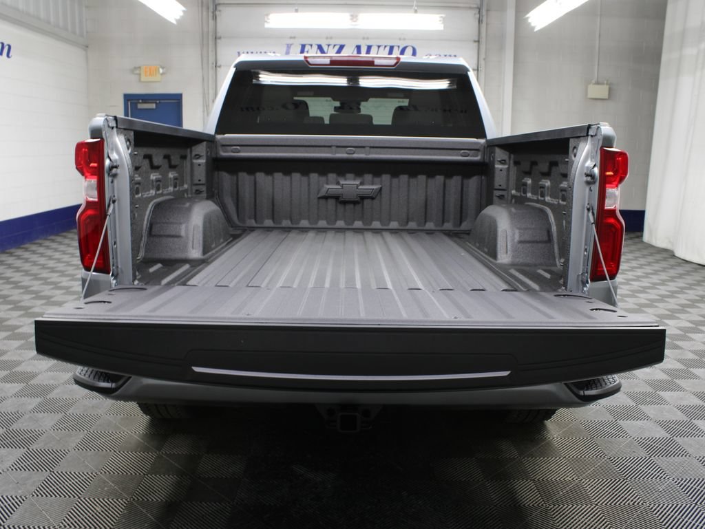 Used 2026 Chevrolet Silverado 1500 RST w/ RST Select Package AWD/4WD image 38