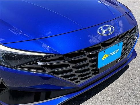 Used 2021 Hyundai Elantra Limited FWD image 30