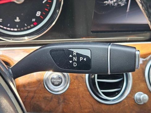 Used 2018 Mercedes-Benz E 300 image 11
