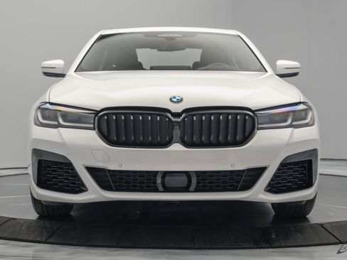 Used 2023 BMW 540i w/ M Sport Package image 29