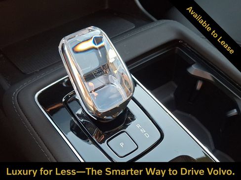 Certified 2026 Volvo XC90 B6 Plus w/ Protection Package Premier AWD/4WD image 16