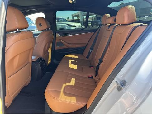 Used 2021 BMW 540i w/ Premium Package RWD image 39