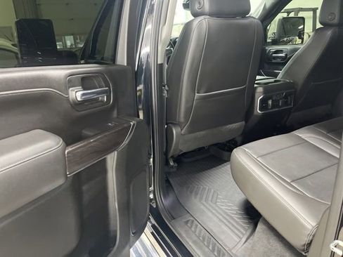 Used 2020 Chevrolet Silverado 2500 LTZ w/ LTZ Plus Package image 32