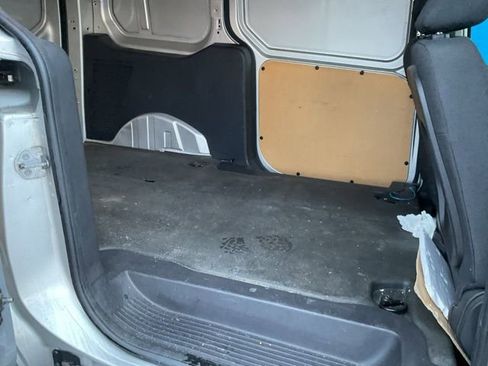 Used 2016 Ford Transit Connect XL image 15