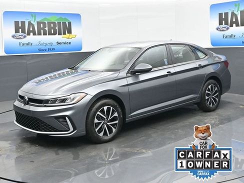 Used 2025 Volkswagen Jetta S FWD image 1