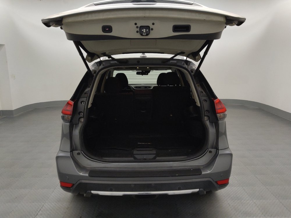 Used 2019 Nissan Rogue SV FWD image 29