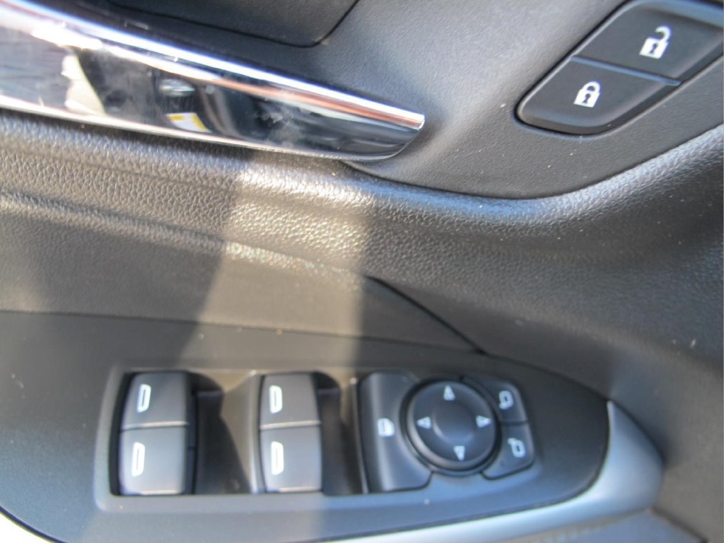 Used 2024 Chevrolet Trax LS w/ Driver Confidence Package FWD image 10