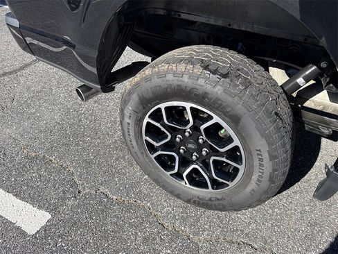 Used 2022 Ford F150 XLT w/ Equipment Group 302A High image 18