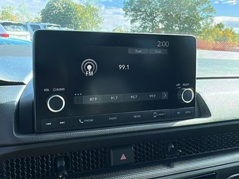 Used 2025 Honda CR-V Sport image 17