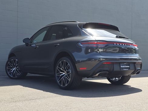 New 2025 Porsche Macan image 3