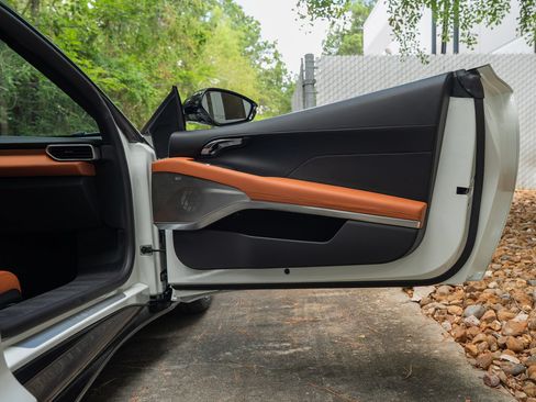 Used 2025 Lotus Emira RWD image 14