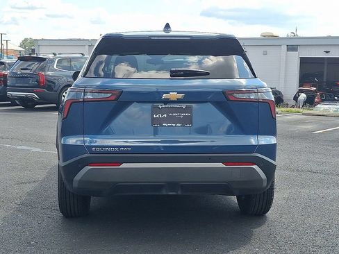 Used 2026 Chevrolet Equinox LT w/ Convenience Package II AWD/4WD image 5