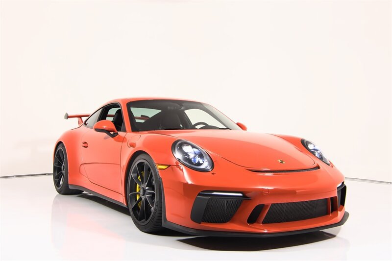 Used 2018 Porsche 911 GT3 w/ Sport Chrono Package RWD image 2
