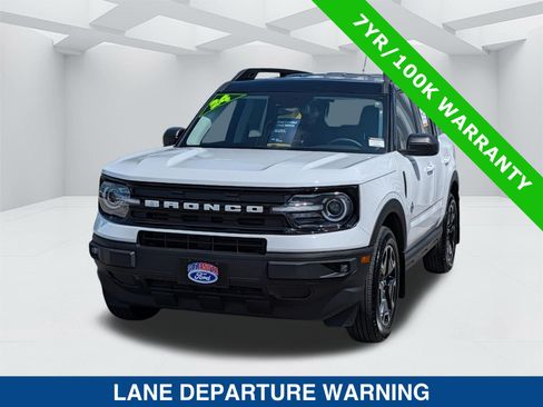 Certified 2024 Ford Bronco Sport Outer Banks AWD/4WD image 8