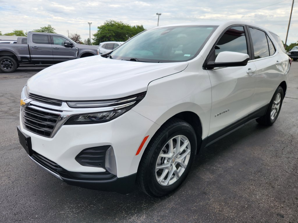 Used 2024 Chevrolet Equinox LT AWD/4WD image 9