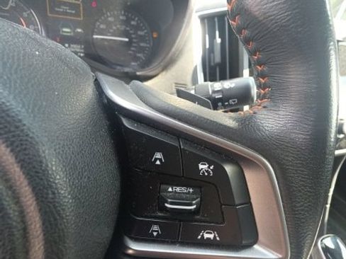 Used 2018 Subaru Crosstrek 2.0i Premium AWD/4WD image 15