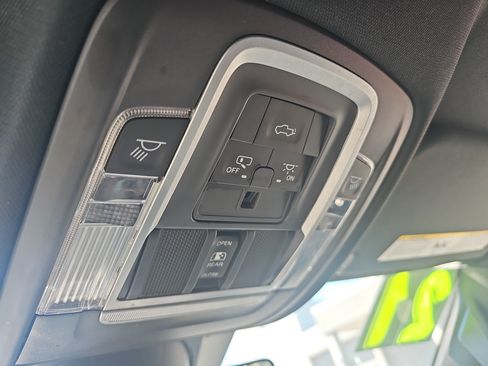 Used 2021 RAM 1500 Laramie w/ Sport Appearance Package AWD/4WD image 29