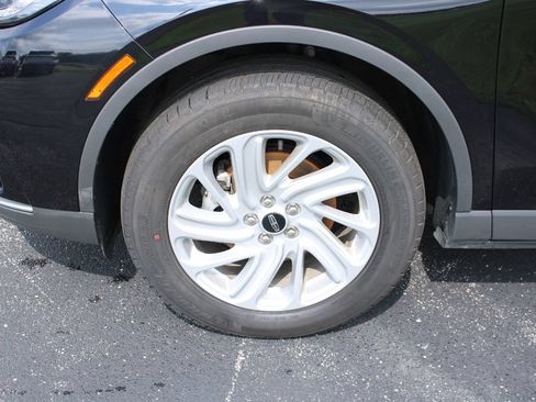 Used 2025 Lincoln Corsair AWD w/ Towing Package image 5
