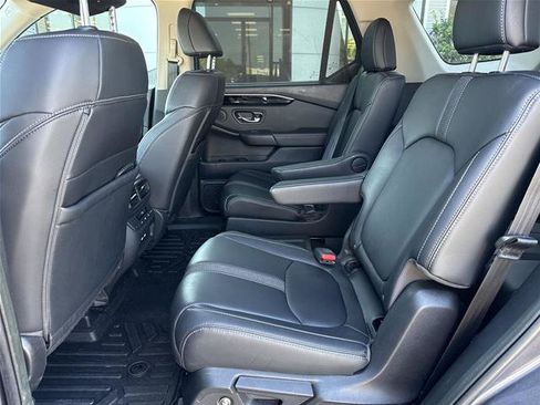 Used 2023 Honda Pilot EX-L image 5