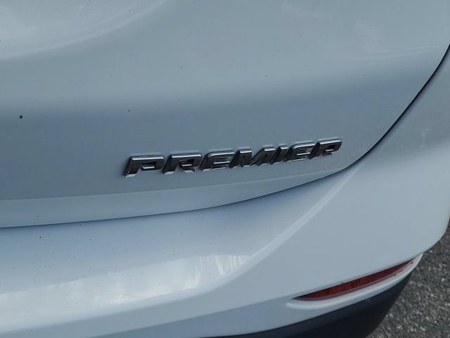 Certified 2022 Chevrolet Equinox Premier FWD image 11
