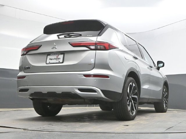 Used 2024 Mitsubishi Outlander SE AWD/4WD image 40