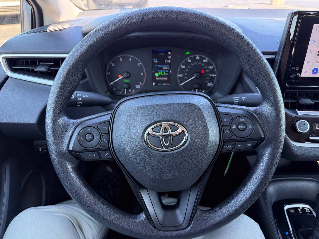 Certified 2025 Toyota Corolla LE FWD image 15
