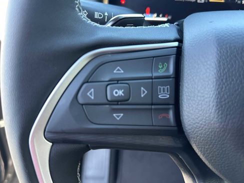 New 2025 Jeep Grand Cherokee L Laredo w/ Luxury Tech Group I image 28